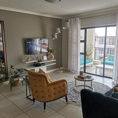 Penthouse 172 At The Blyde Crystal Lagoon Appartement Pretoria-Noord Buitenkant foto