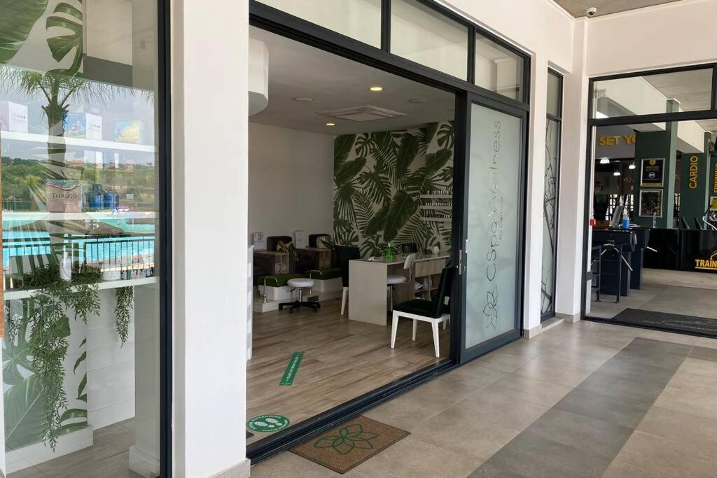 Penthouse 172 At The Blyde Crystal Lagoon Appartement Pretoria-Noord Buitenkant foto