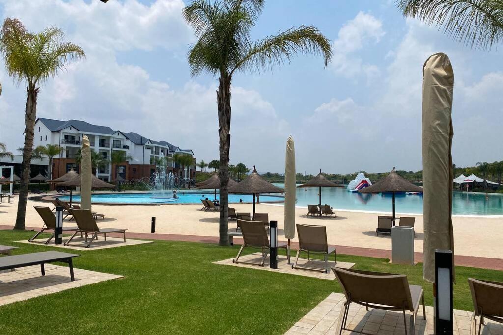Penthouse 172 At The Blyde Crystal Lagoon Appartement Pretoria-Noord Buitenkant foto