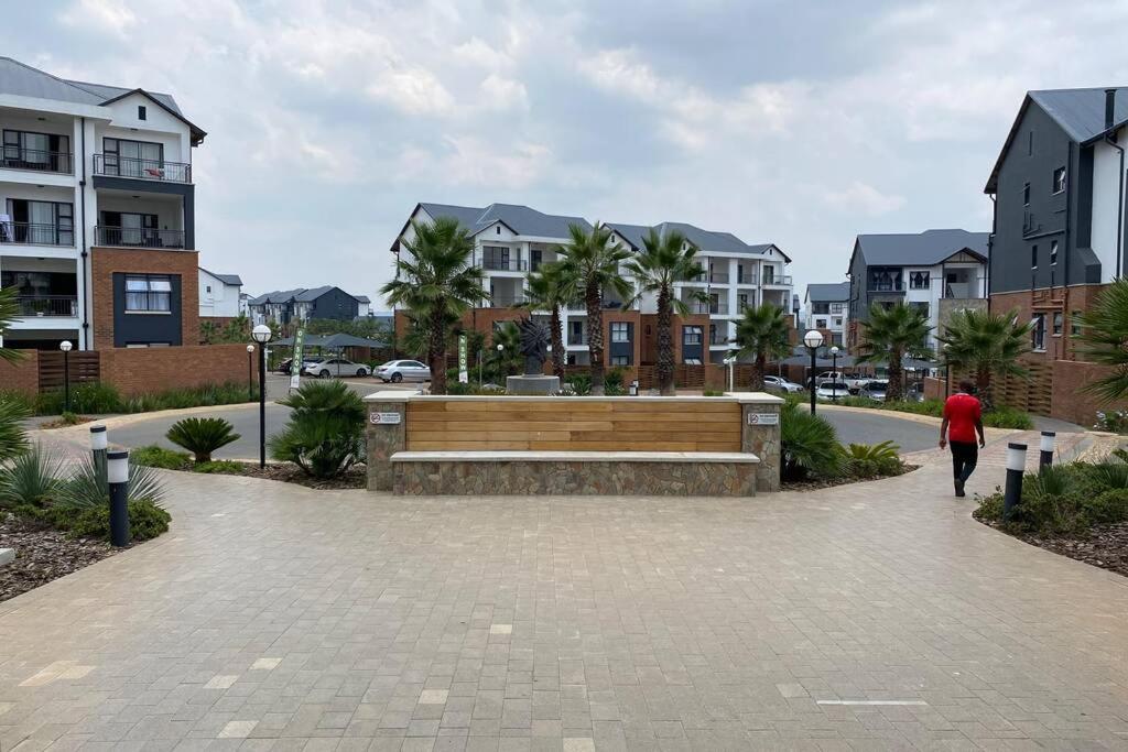 Penthouse 172 At The Blyde Crystal Lagoon Appartement Pretoria-Noord Buitenkant foto