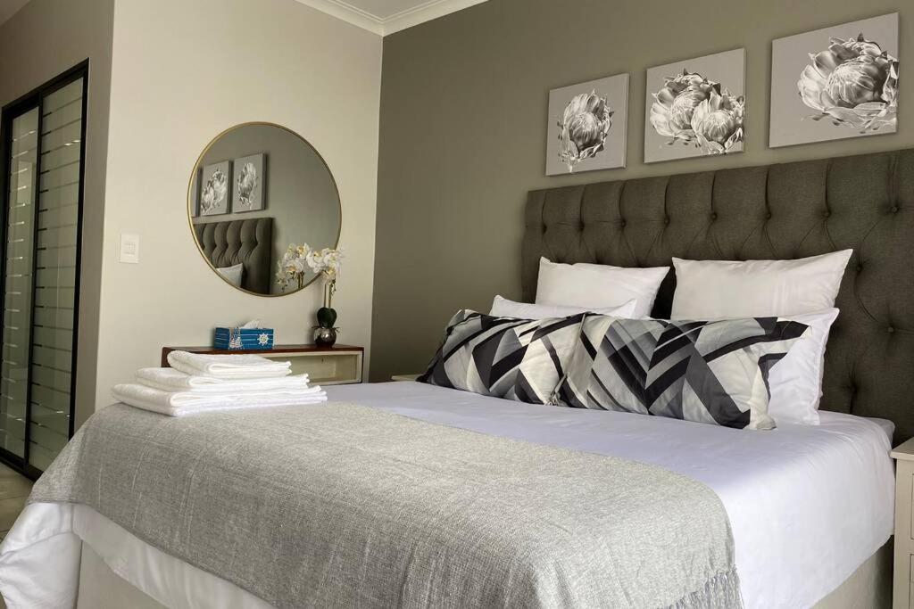 Penthouse 172 At The Blyde Crystal Lagoon Appartement Pretoria-Noord Buitenkant foto