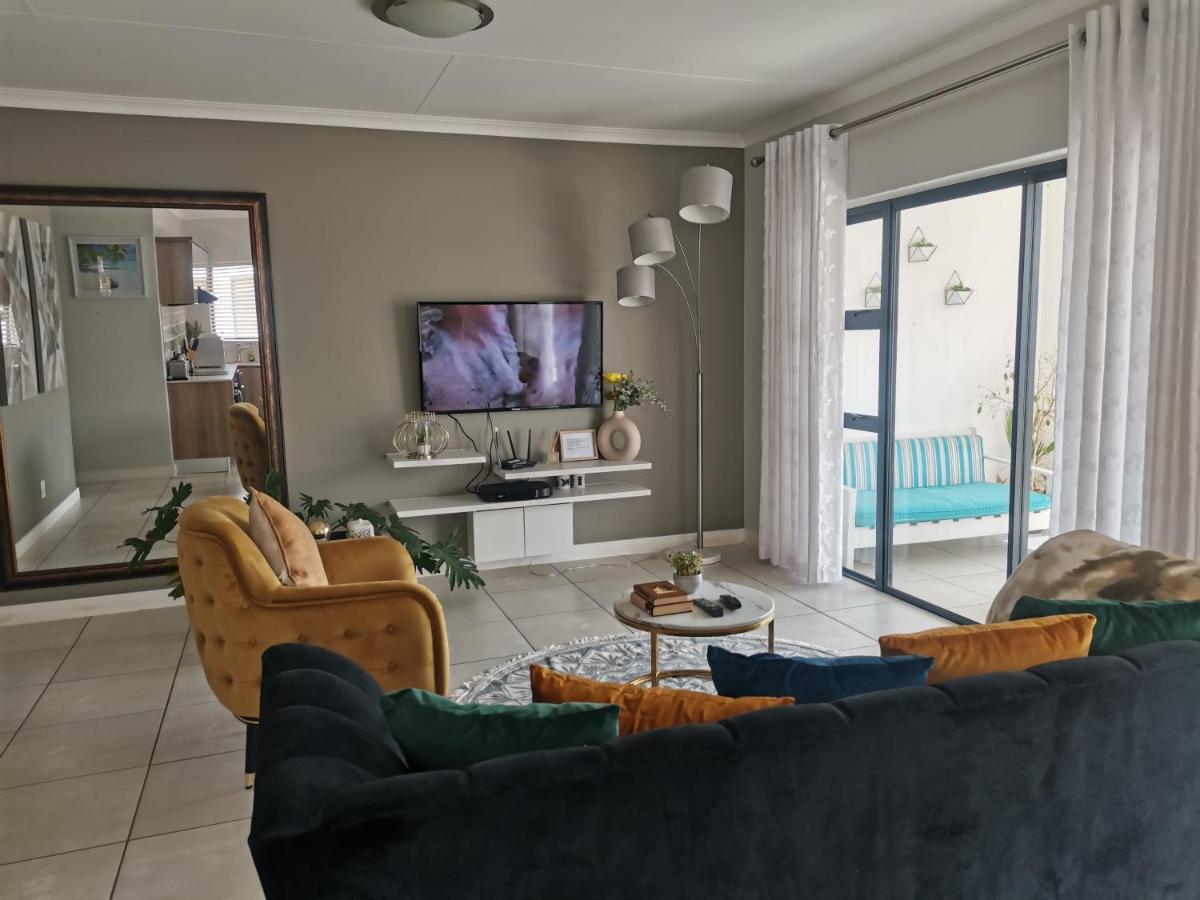Penthouse 172 At The Blyde Crystal Lagoon Appartement Pretoria-Noord Buitenkant foto